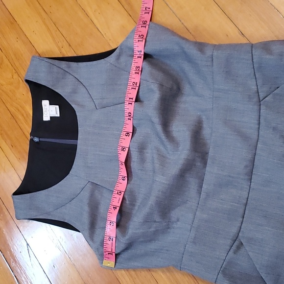 J. Crew Factory Suit grey wool blend sleeveless dress. Size 4. - Picture 7 of 12